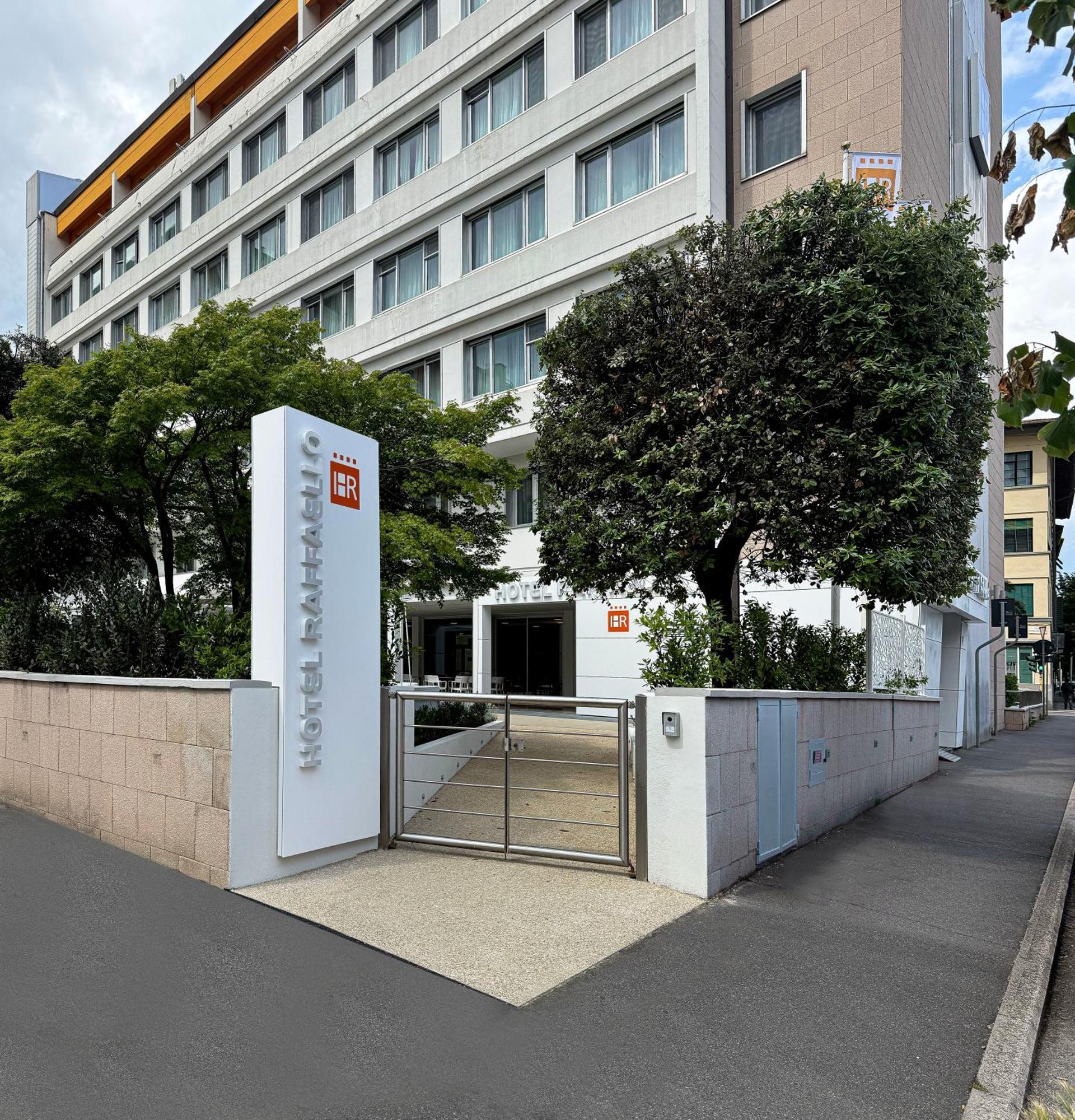 Raffaello Hotel 4*